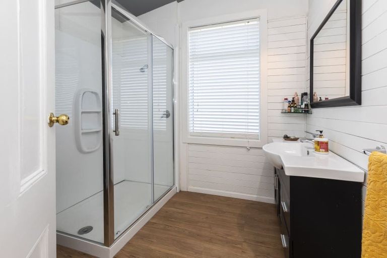 Photo of property in 74 Ranfurly Street, St Albans, Christchurch, 8014