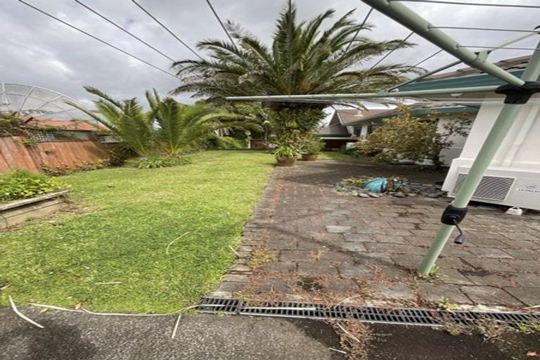 Photo of property in 12 The Mews, Shamrock Park, Auckland, 2016