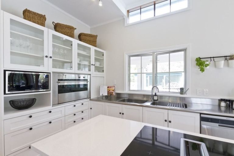 Photo of property in 636 Kahikatea Flat Road, Waitoki, Kaukapakapa, 0871