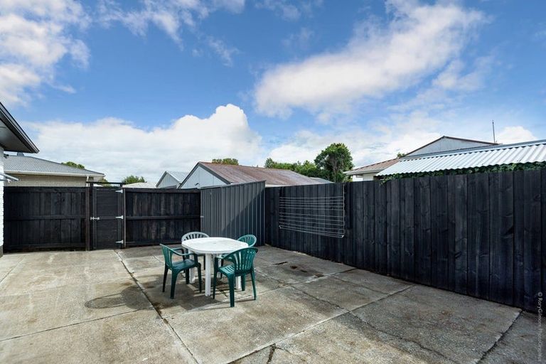 Photo of property in 1/9 Jarrow Place, Halswell, Christchurch, 8025