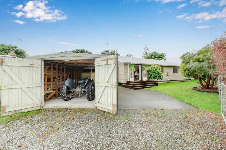 Photo of property in 39 Waimea Road, Waikanae Beach, Waikanae, 5036