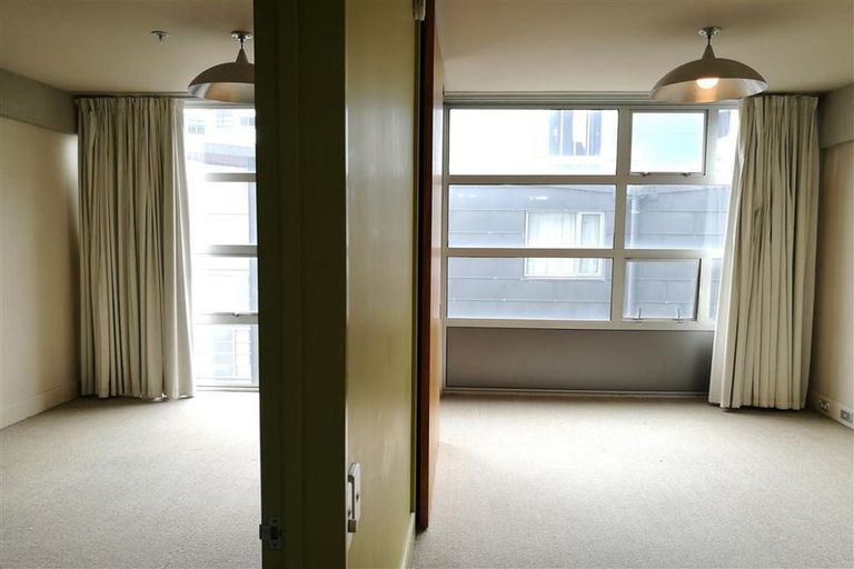 Photo of property in St Pauls Apartments, 81/43 Mulgrave Street, Thorndon, Wellington, 6011
