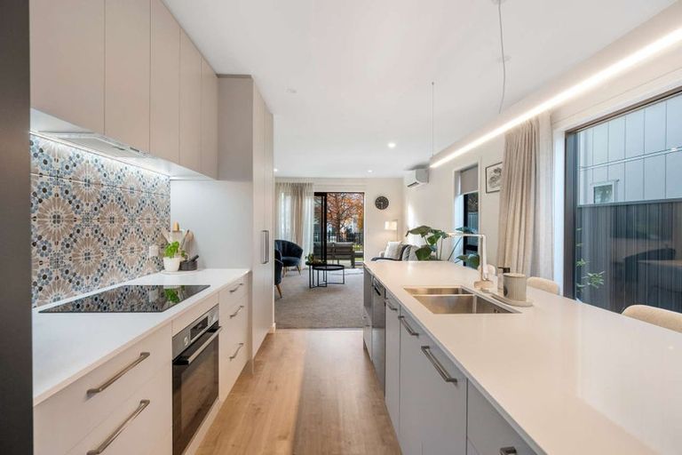 Photo of property in 28 Wallis Drive, Cromwell, 9310