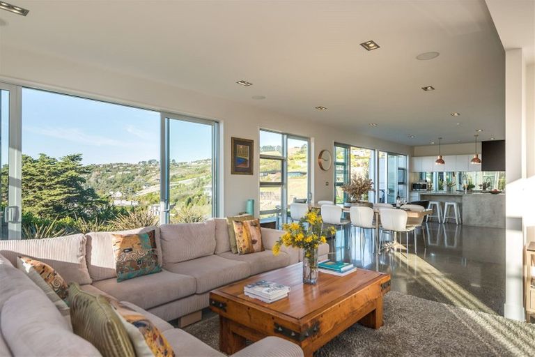 Photo of property in 105 Glenstrae Road, Redcliffs, Christchurch, 8081