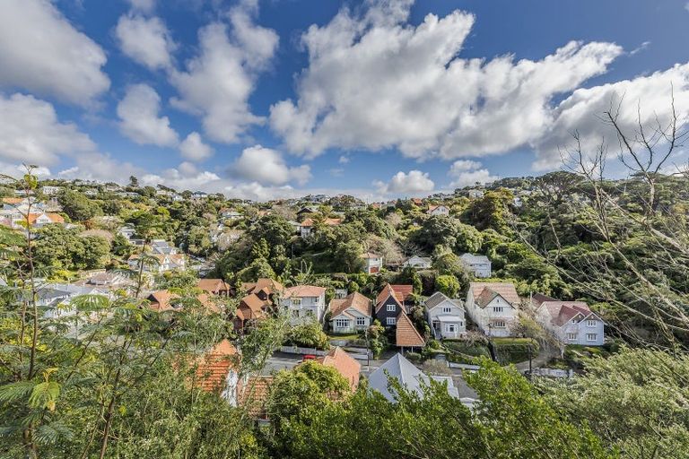Photo of property in 29b North Terrace, Kelburn, Wellington, 6012