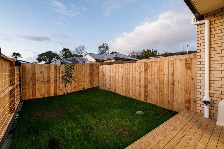 Photo of property in 6/50 Newington Road, Henderson, Auckland, 0612