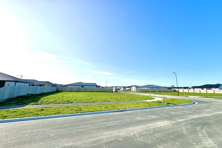 Photo of property in 14 Mackinnon Street, Marshland, 8083