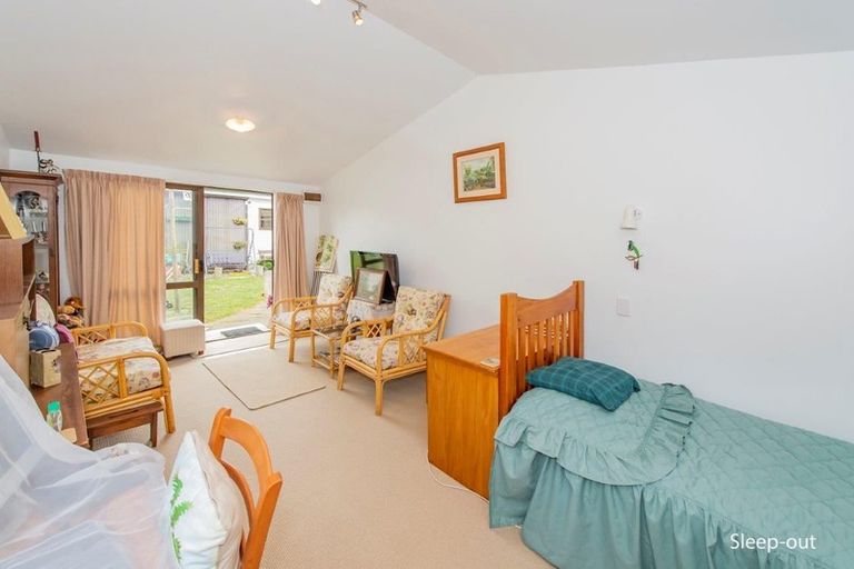 Photo of property in 8 Saint James Street, Southbridge, 7602