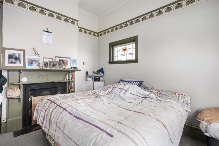 Photo of property in 12 Wha Street, Lyall Bay, Wellington, 6022