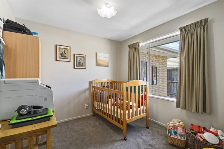 Photo of property in 32 Bella Rosa Drive, Hei Hei, Christchurch, 8042