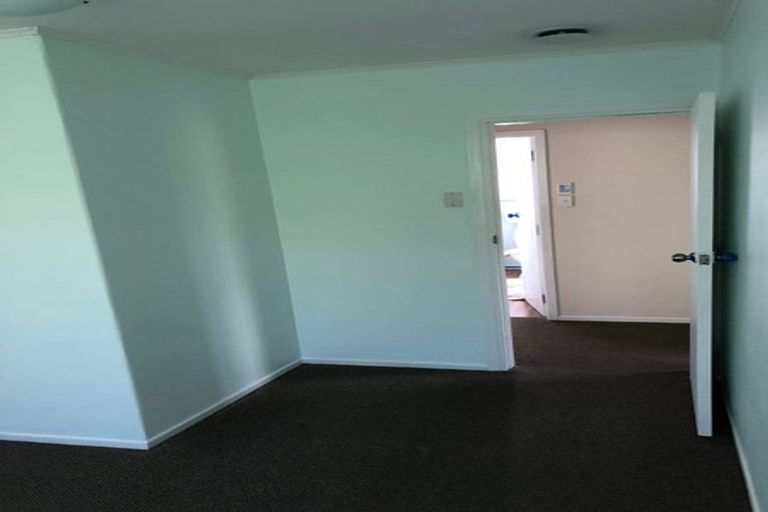 Photo of property in 25 Hiwi Crescent, Titahi Bay, Porirua, 5022
