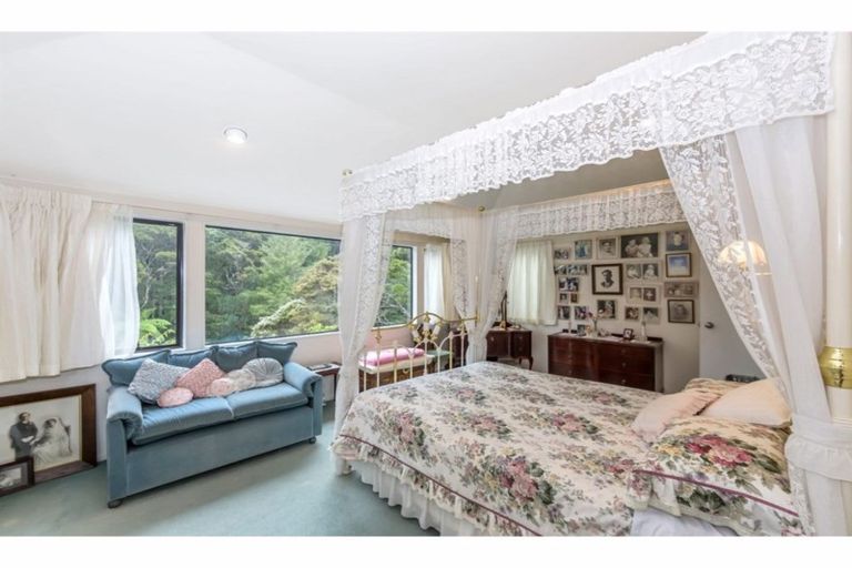 Photo of property in 3/12 Herons Way, Northcote, Auckland, 0627