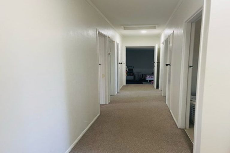 Photo of property in 2/15 Hayward Road, Papatoetoe, Auckland, 2025
