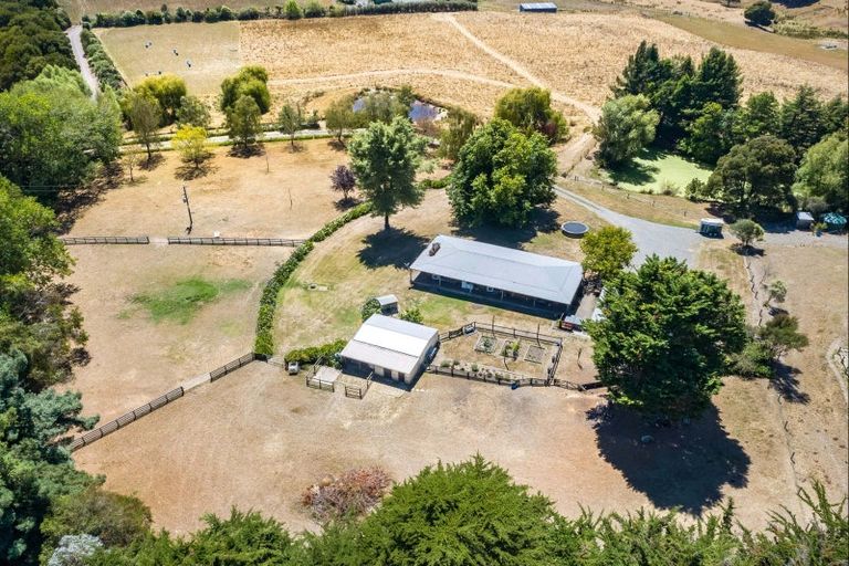 Photo of property in 752 Ponatahi Road, Martinborough, Carterton, 5792