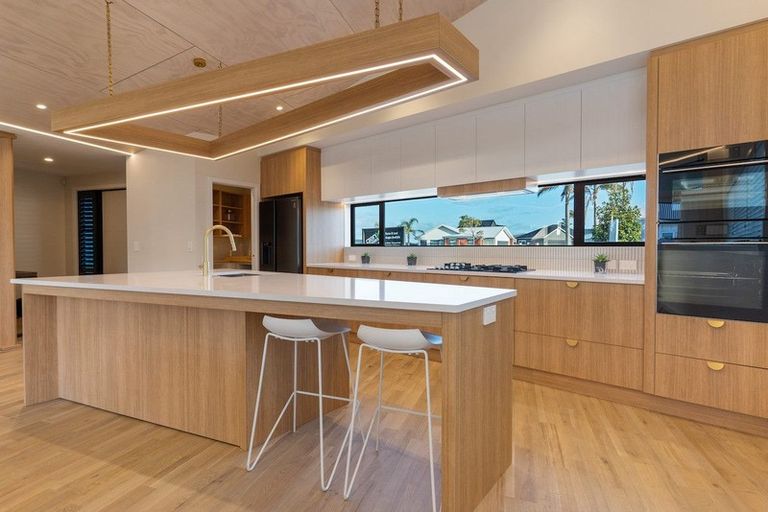 Photo of property in 115 The Boulevard, Papamoa Beach, Papamoa, 3118