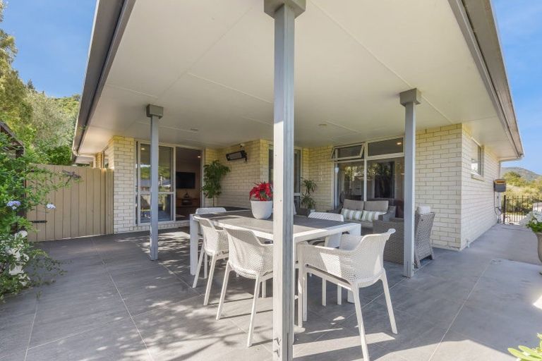 Photo of property in 118 Milton Terrace, Picton, 7220