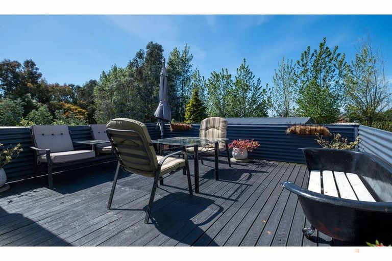 Photo of property in 5 Painstown Road, Waimate, 7978