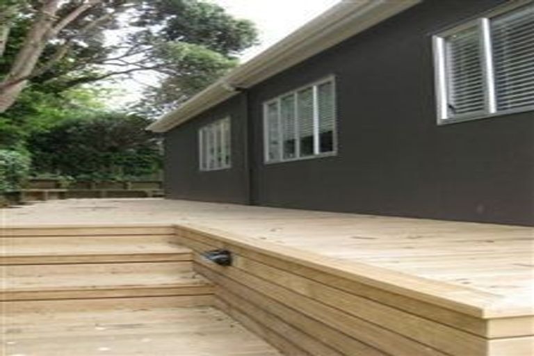 Photo of property in 2/19 Edgeworth Road, Glenfield, Auckland, 0629