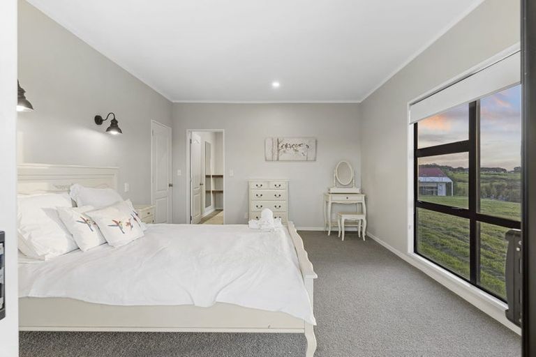 Photo of property in 337a Clarks Beach Road, Clarks Beach, Pukekohe, 2679