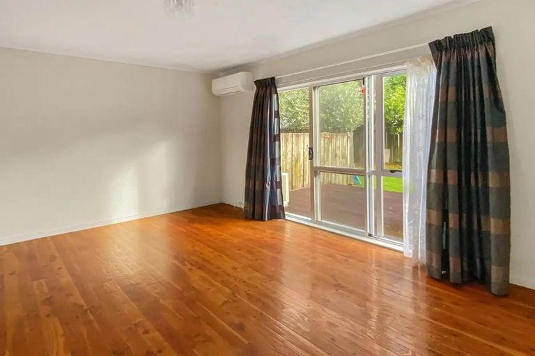 Photo of property in 7/9 Mountain Road, Mount Wellington, Auckland, 1072