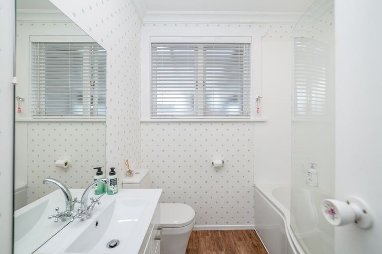 Photo of property in 105 Pownall Street, Masterton, 5810