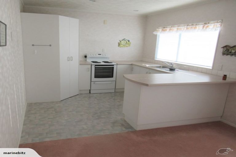 Photo of property in 2b Palomino Drive, Henderson, Auckland, 0612