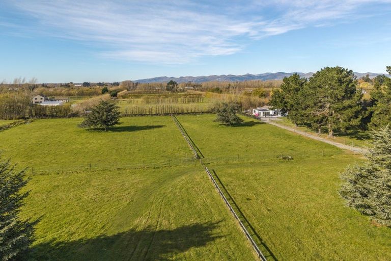 Photo of property in 602 Yaldhurst Road, Yaldhurst, Christchurch, 7676