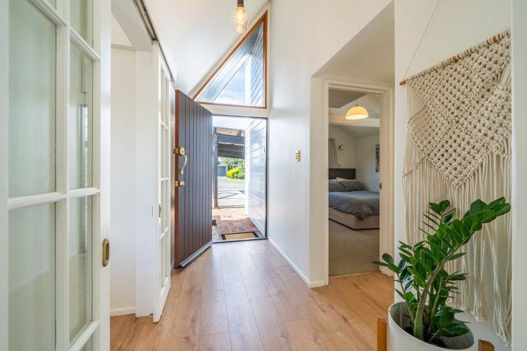 Photo of property in 21 The Quarterdeck, Whitby, Porirua, 5024