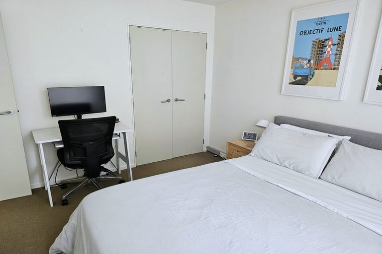 Photo of property in Terrace Heights Apartments, 2/163p The Terrace, Wellington Central, Wellington, 6011