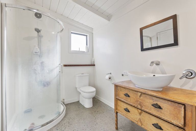 Photo of property in 2 Warre Street, Waitara, 4320