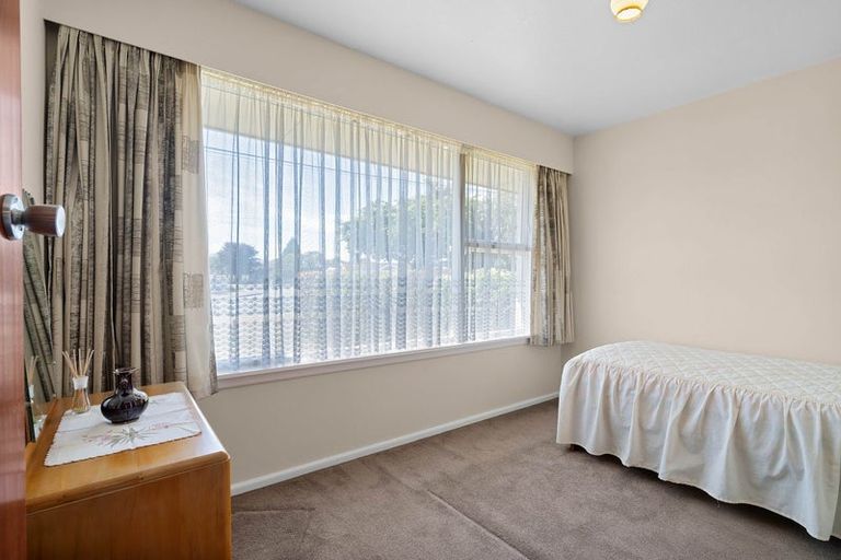 Photo of property in 146 Springs Road, Hornby, Christchurch, 8042