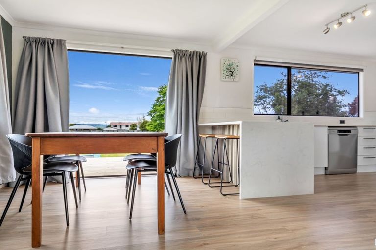 Photo of property in 51 Ngatai Avenue, Ngongotaha, Rotorua, 3010