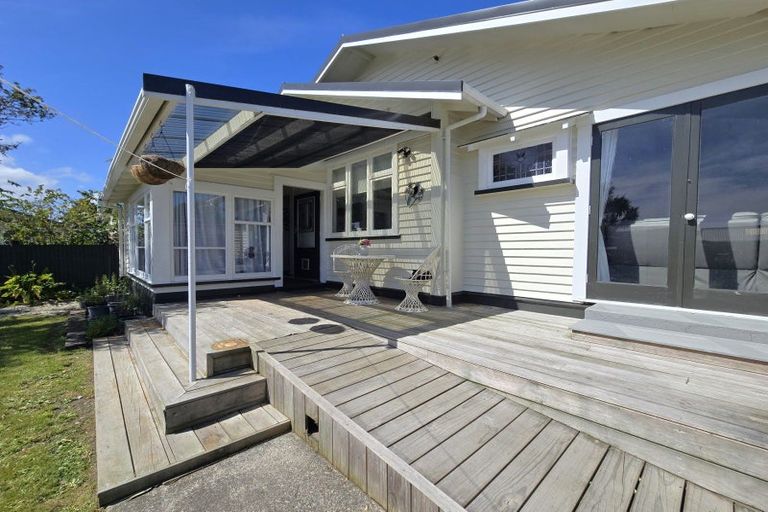 Photo of property in 114 Hampden Street, Hokitika, 7810