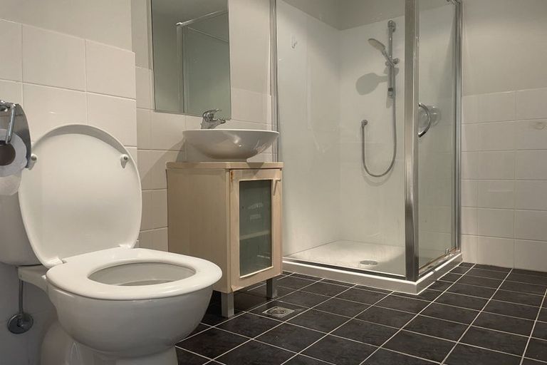 Photo of property in 4/222 Albany Highway, Schnapper Rock, Auckland, 0632