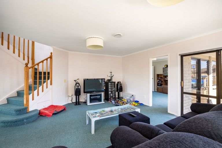 Photo of property in 167 Heta Road, Highlands Park, New Plymouth, 4312