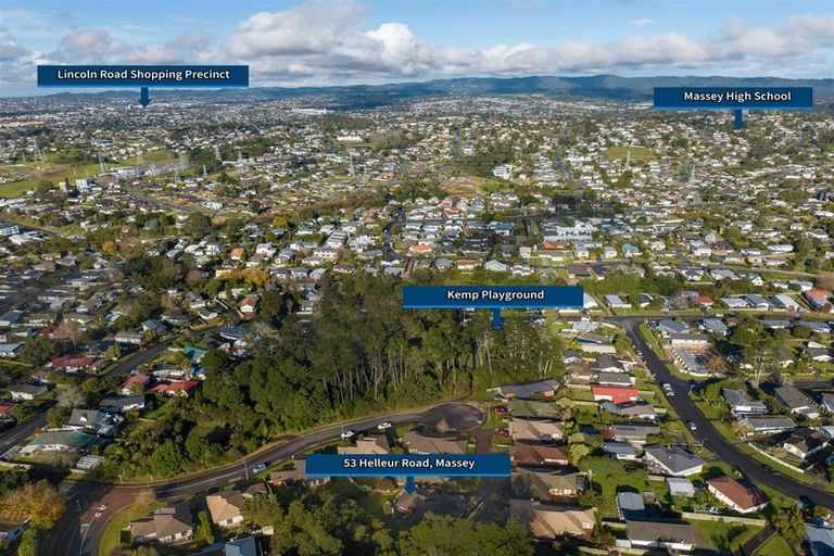 Photo of property in 53 Helleur Road, Massey, Auckland, 0614