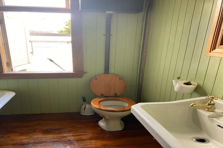 Photo of property in 22 Royston Street, Rosehill, Papakura, 2113