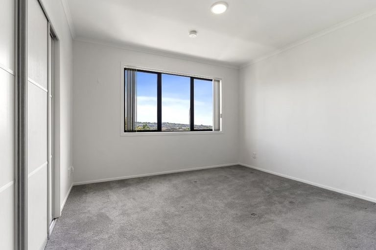 Photo of property in 9/130 Stancombe Road, Flat Bush, Auckland, 2016
