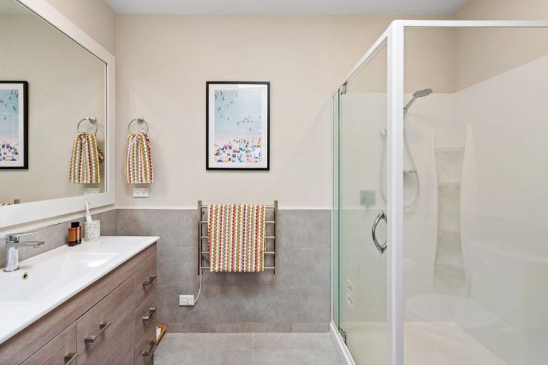 Photo of property in 34 Waimakariri Drive, Te Awa, Napier, 4110