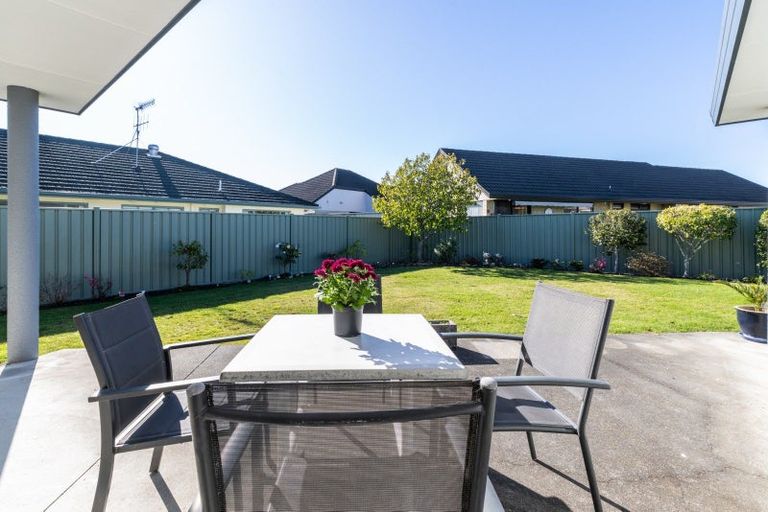 Photo of property in 3 Dules Walk, Taradale, Napier, 4112