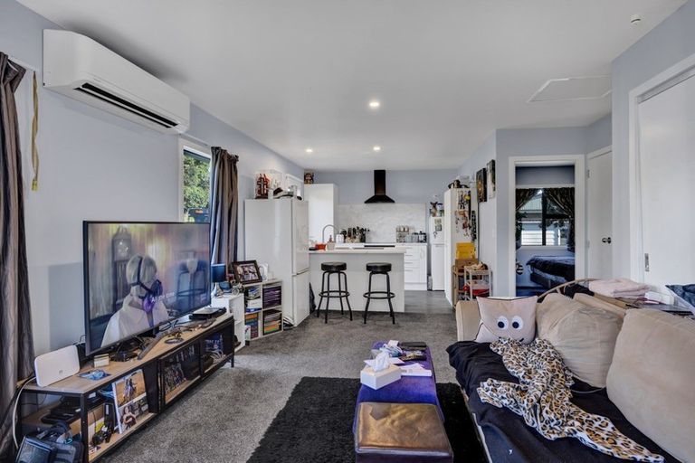 Photo of property in 62 Crownhill Street, Spotswood, New Plymouth, 4310