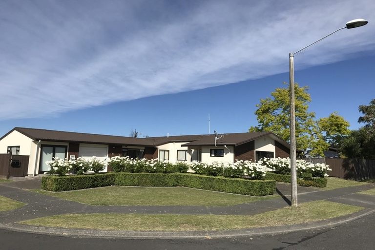 Photo of property in 2 Wainscott Street, Greenmeadows, Napier, 4112
