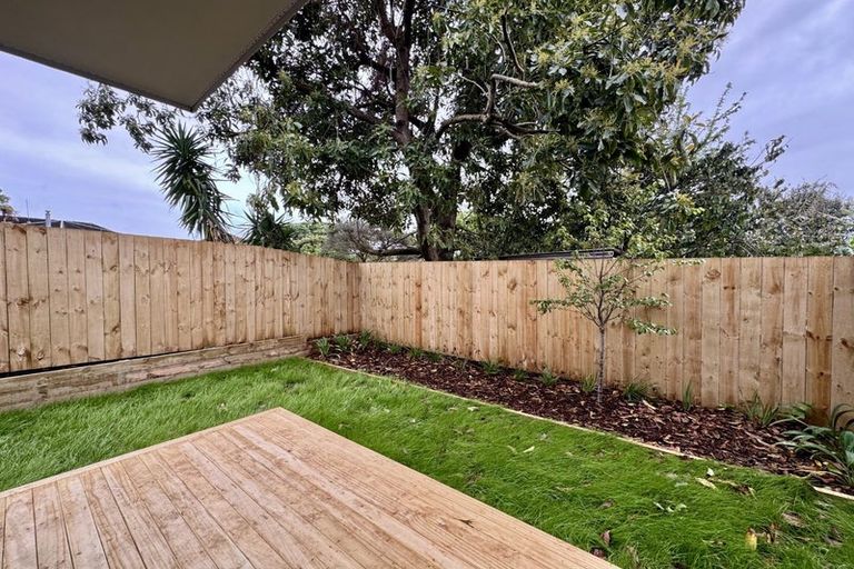 Photo of property in 11/35 Crawford Avenue, Mangere Bridge, Auckland, 2022