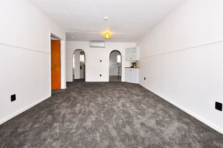 Photo of property in 2/287 Main South Road, Hornby, Christchurch, 8042