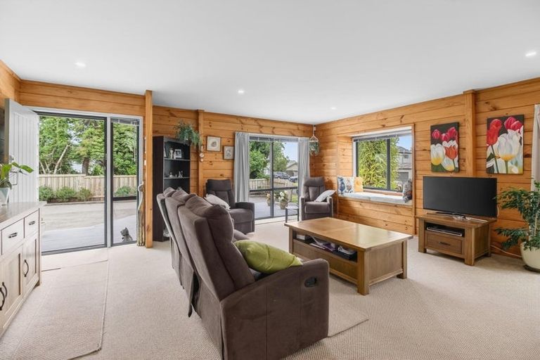 Photo of property in 6 Vintners Close, Huapai, Kumeu, 0810