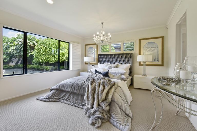 Photo of property in 80 Lothian Brae, Wattle Downs, Auckland, 2103