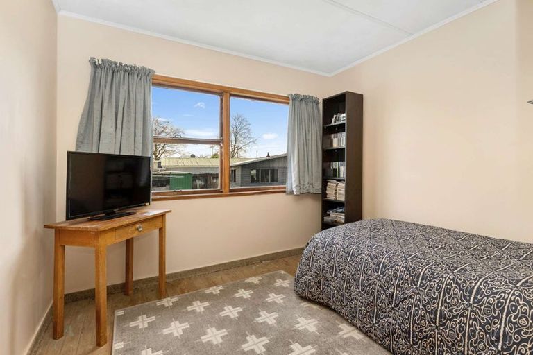 Photo of property in 38 Tennyson Crescent, Stoke, Nelson, 7011