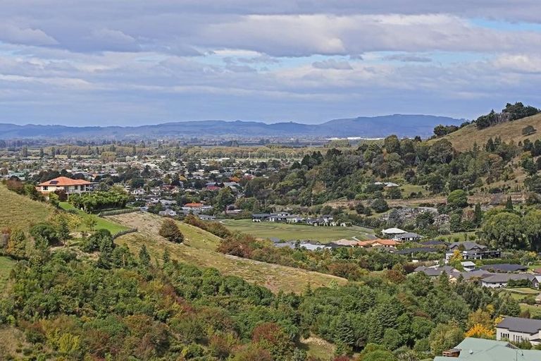 Photo of property in 264 Puketapu Road, Taradale, Napier, 4183