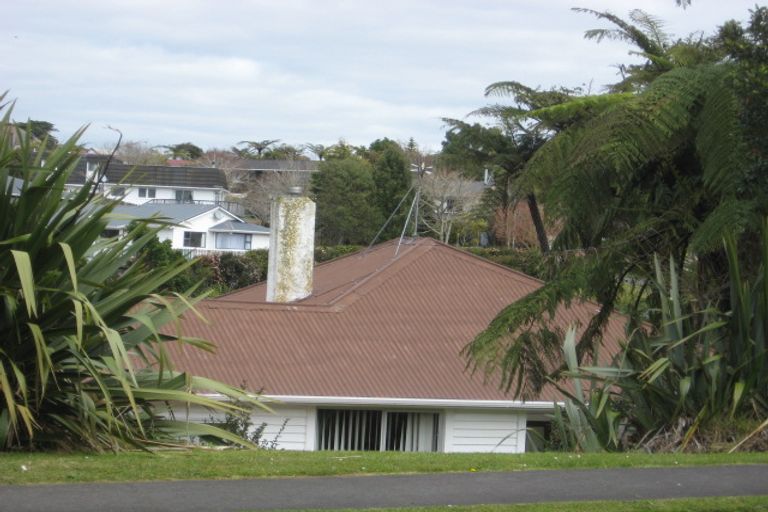 Photo of property in 52 Waimea Street, Westown, New Plymouth, 4310