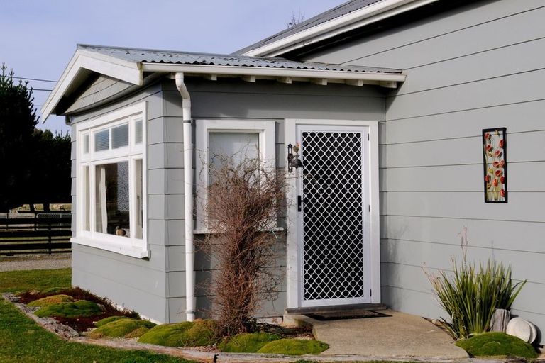 Photo of property in 64 Waihao Back Road, Waimate, 7979